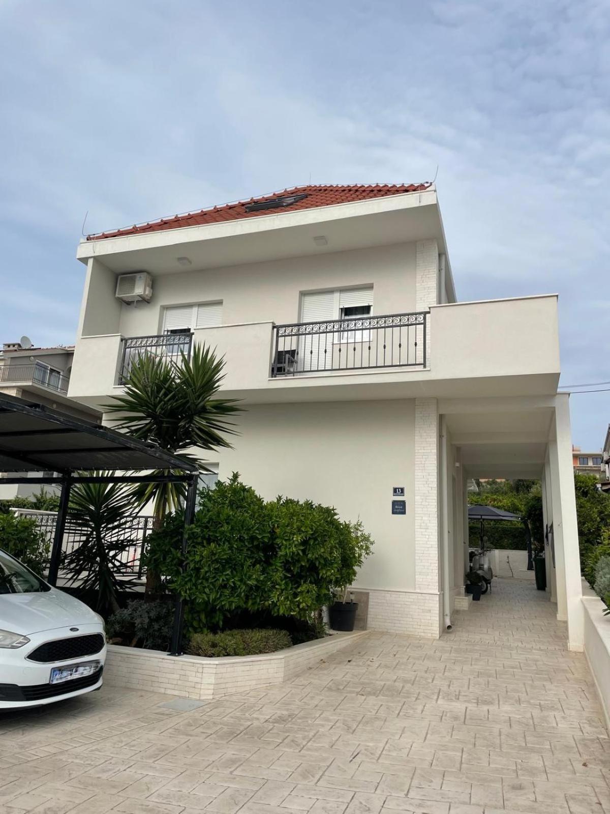 Apartment Sea&Sun Trogir Exterior photo